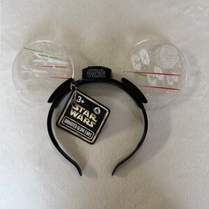 Star Wars Animated Glow Ears Headband - light up just needs batteries